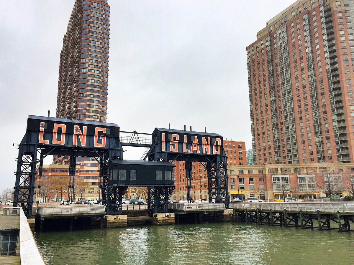 Long Island City, NY - File:Long Island City, Queens, NY, USA - panoramio (10).jpg - Wikimedia  Commons